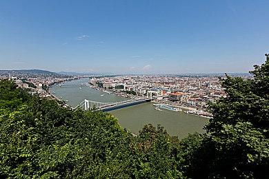 魔法加枪战 开放世界游戏《量子圣战》Steam页面上线